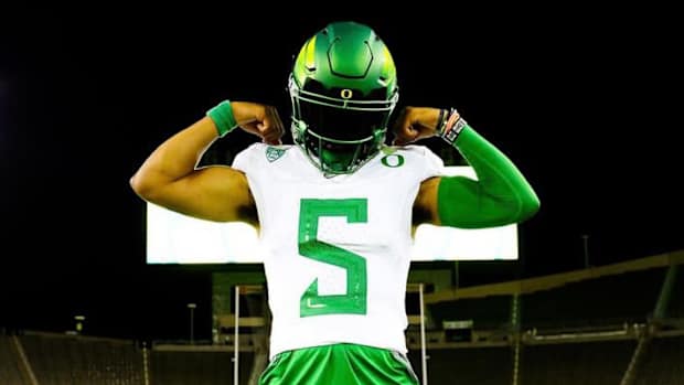 Dante Moore Oregon Flex
